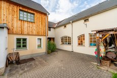 Teilansicht Hof Teilansicht Hof