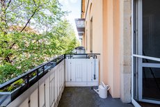 Balkon Straße Bild 2