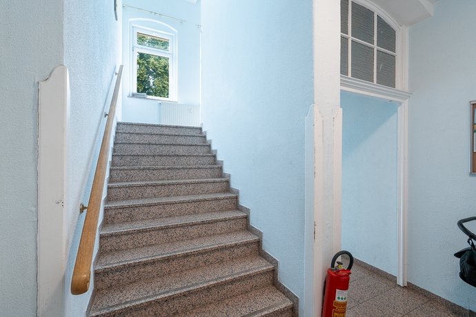 Treppenhaus Bild 1 Treppenhaus Bild 1