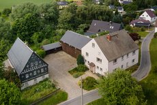 Luftbild Dreiseithof Luftbild Dreiseithof