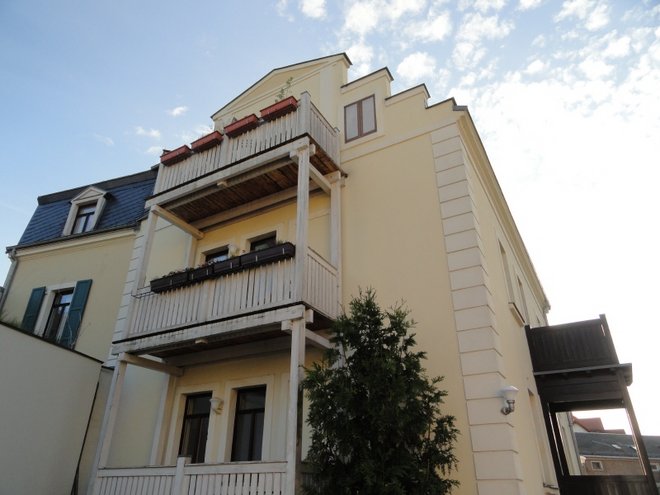 Langebrück - Balkon, Wohnküche, EBK!