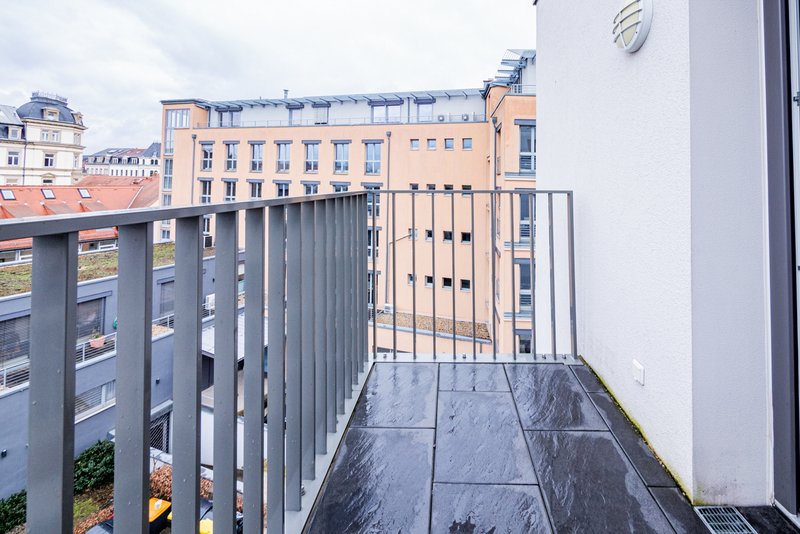 Balkon Musterfoto