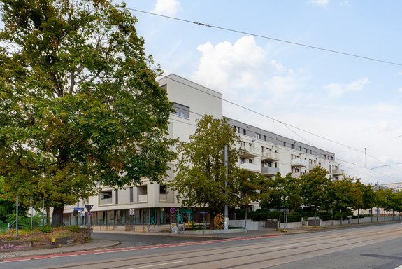 Großzügiges Familienidyll im „Behringold“: Moderne 3-Raum-Whg. mit 2 Terrassen, EBK, Gäste-WC, etc. Großzügiges Familienidyll im „Behringold“: Moderne 3-Raum-Whg. mit 2 Terrassen, EBK, Gäste-WC, etc.