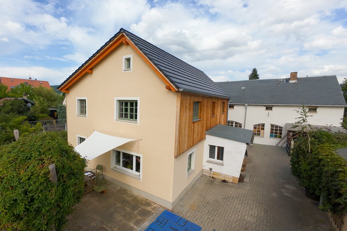Teilansicht Wohnhaus Teilansicht Wohnhaus