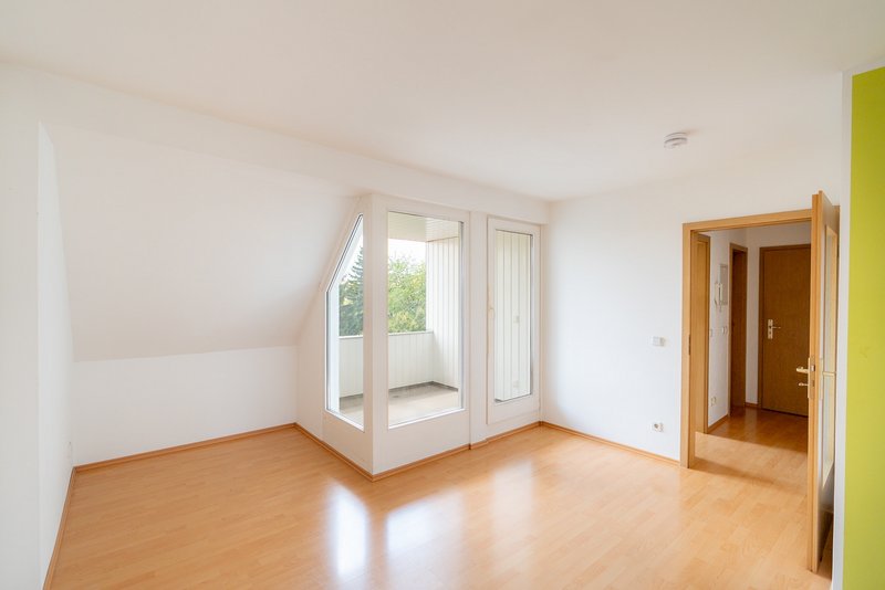 Wohn- & Esszimmer Bild 2