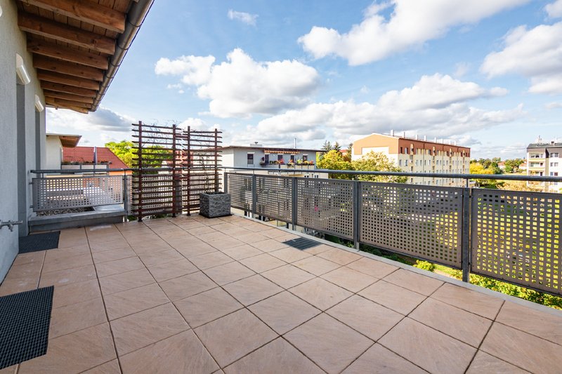 Terrasse Bild 2