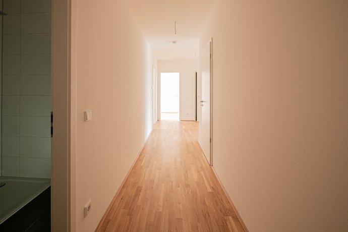 Flur Bild 1 Musterfoto